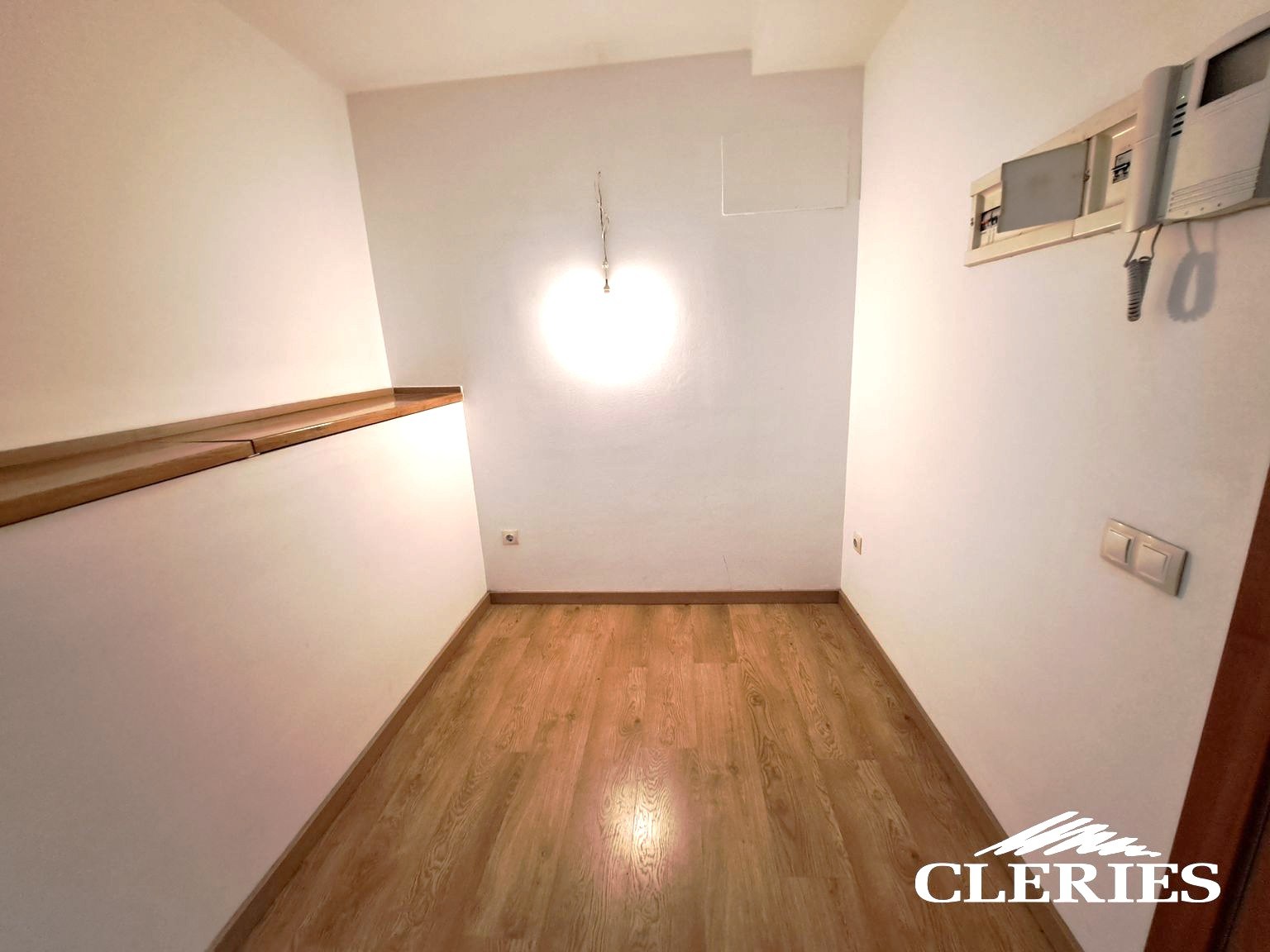 /RealEstateImages/6867/20260410_125845 [Resolucion de Escritorio].jpg